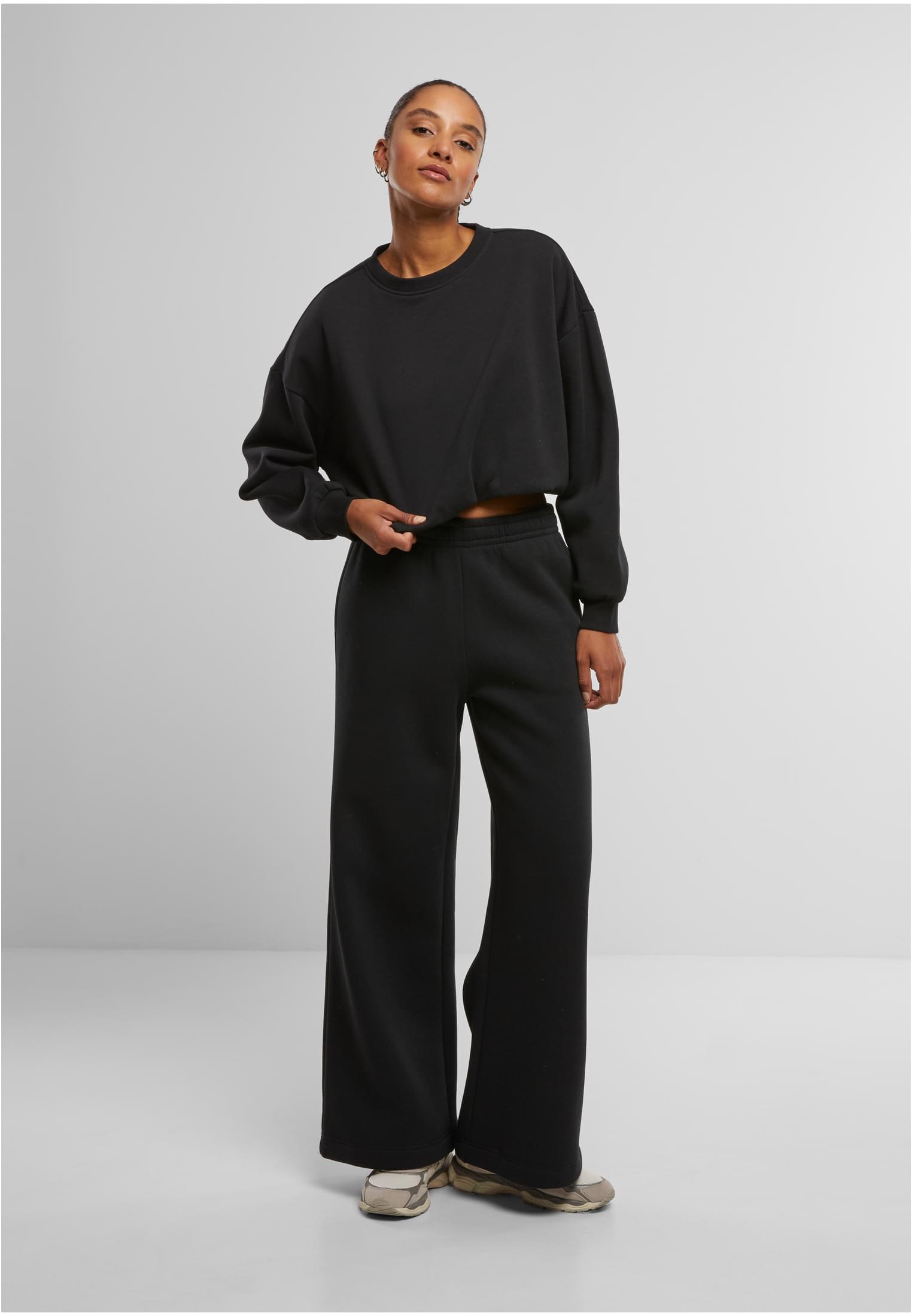UC Fluffy Wideleg Trackpants