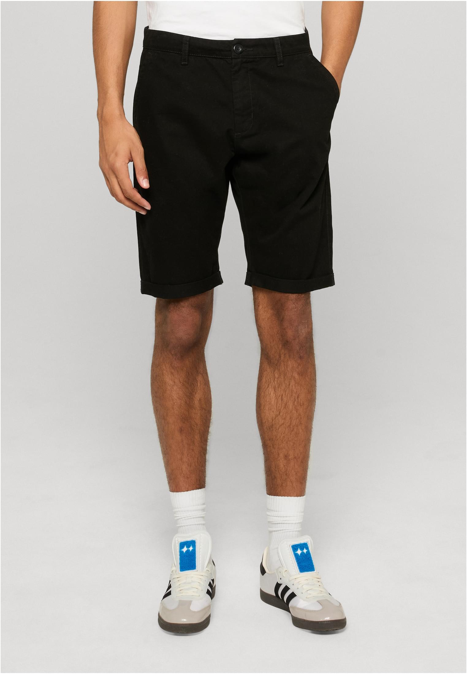 UC Basic Chino Shorts