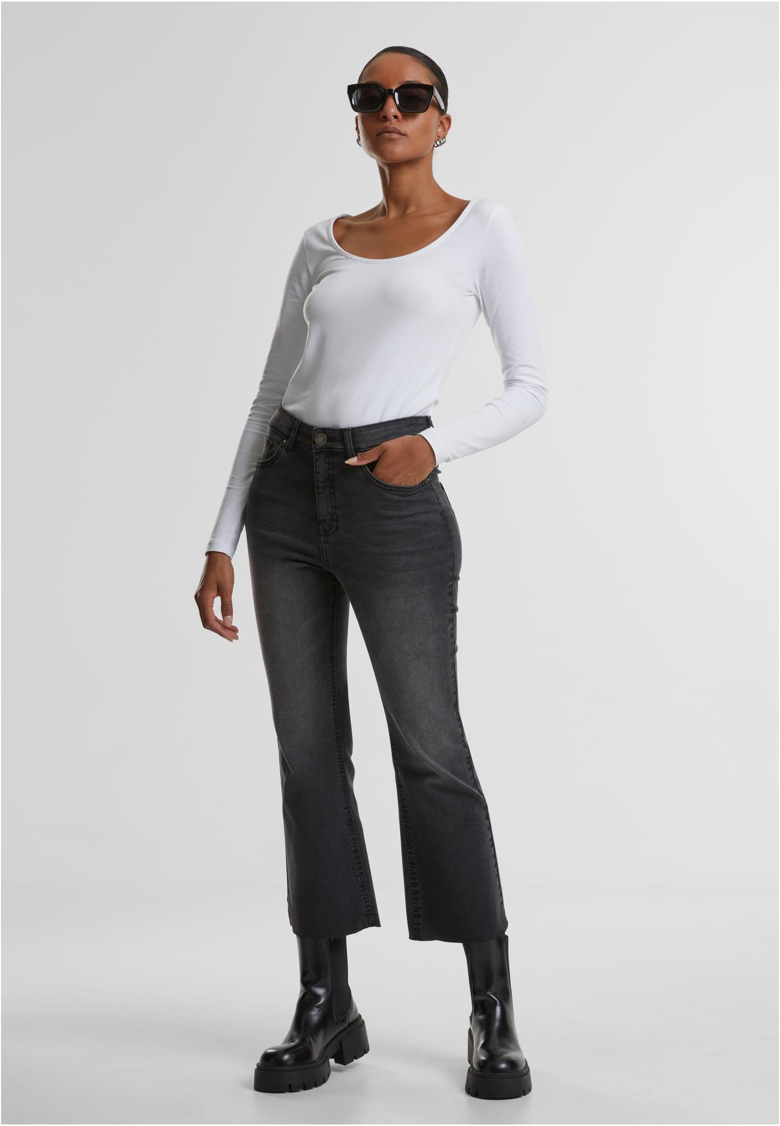 UC Cropped Flared Denim - workoutbrands.com