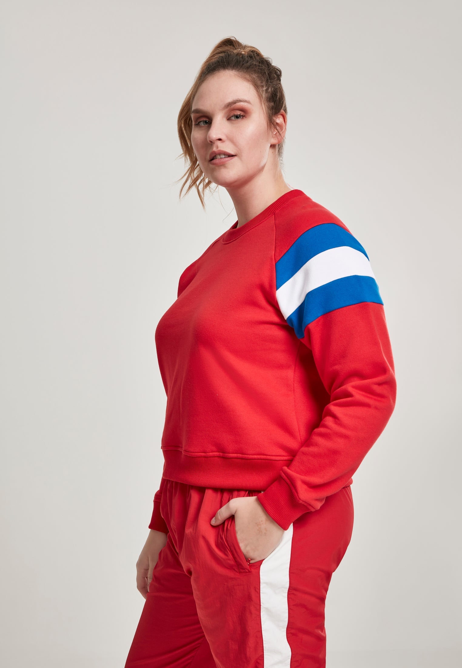 UC Long Sleeve Crew - workoutbrands.com