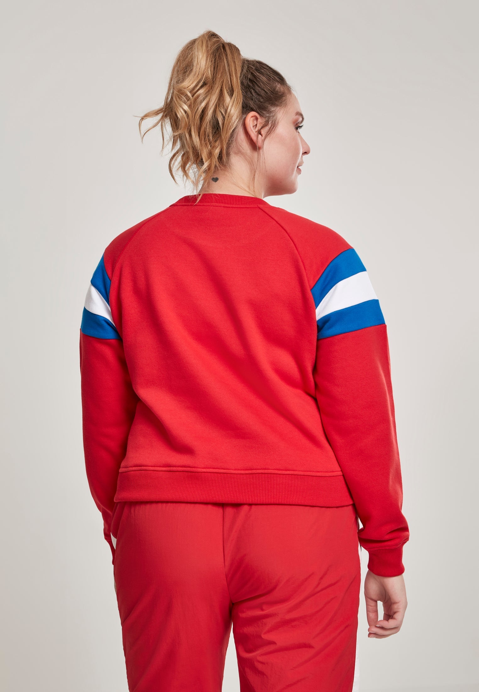 UC Long Sleeve Crew - workoutbrands.com