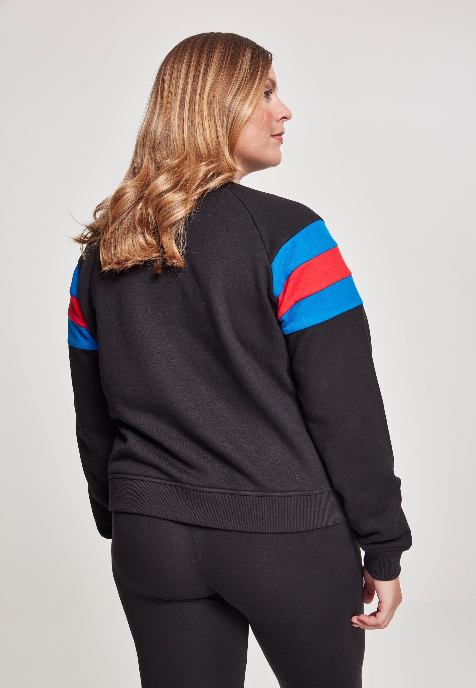 UC Long Sleeve Crew - workoutbrands.com