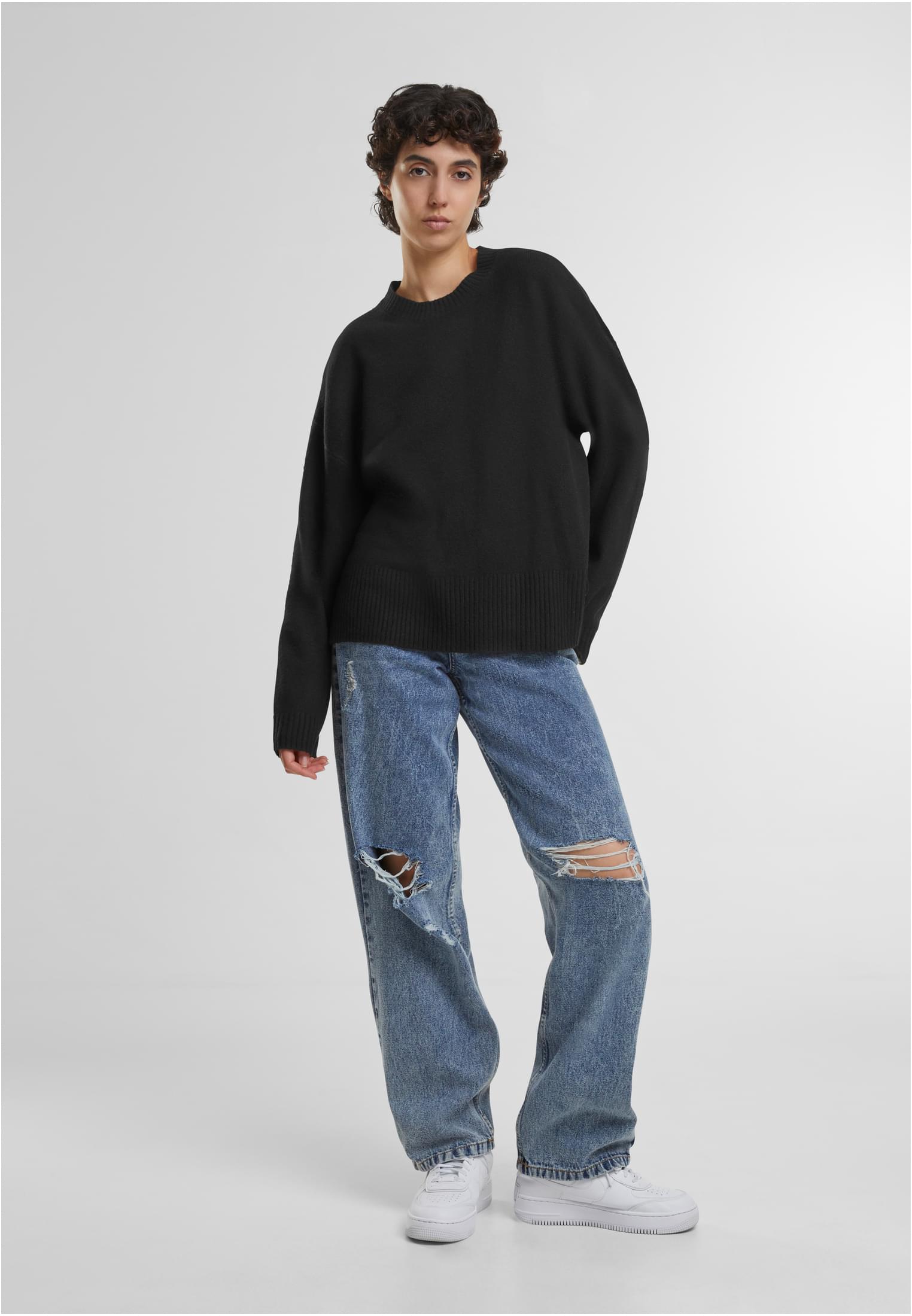 UC Soft Oversized Sweater - workoutbrands.com
