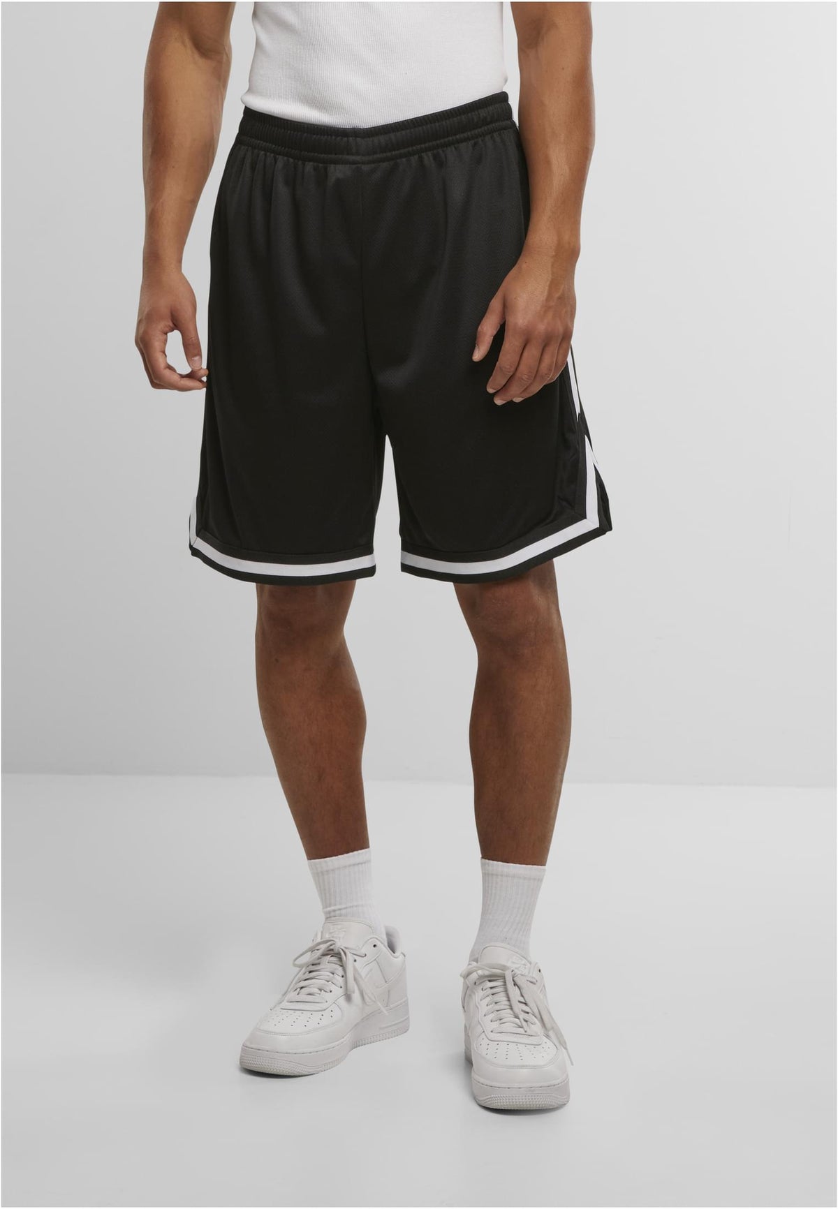 Two-tone Mesh Shorts - workoutbrands.com