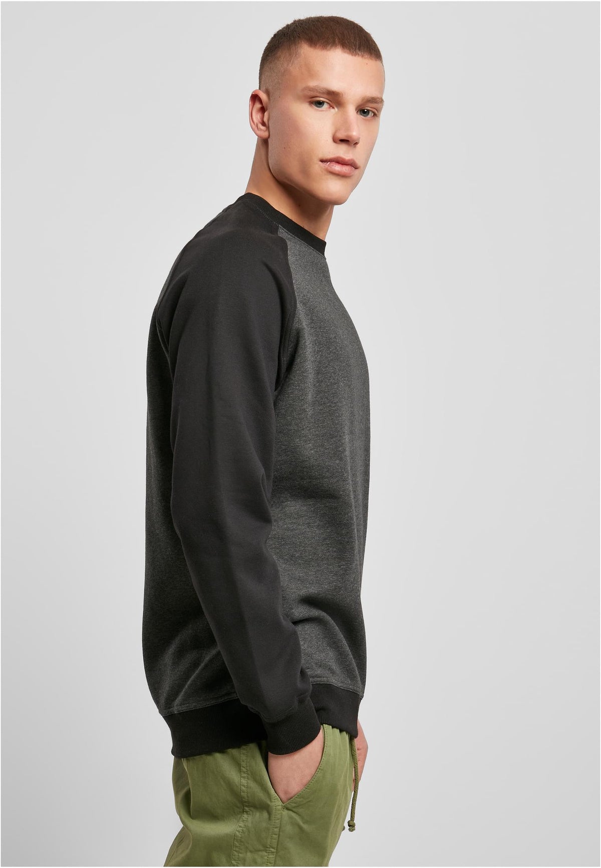 Raglan Crewneck - workoutbrands.com