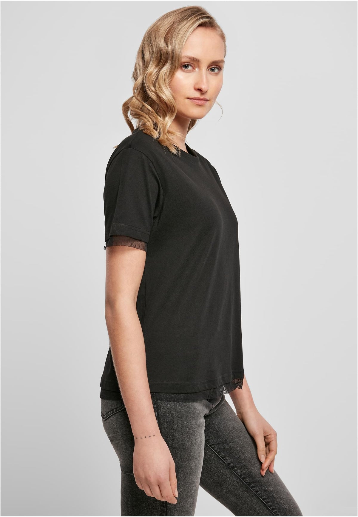 Ladies Laces Tee - workoutbrands.com