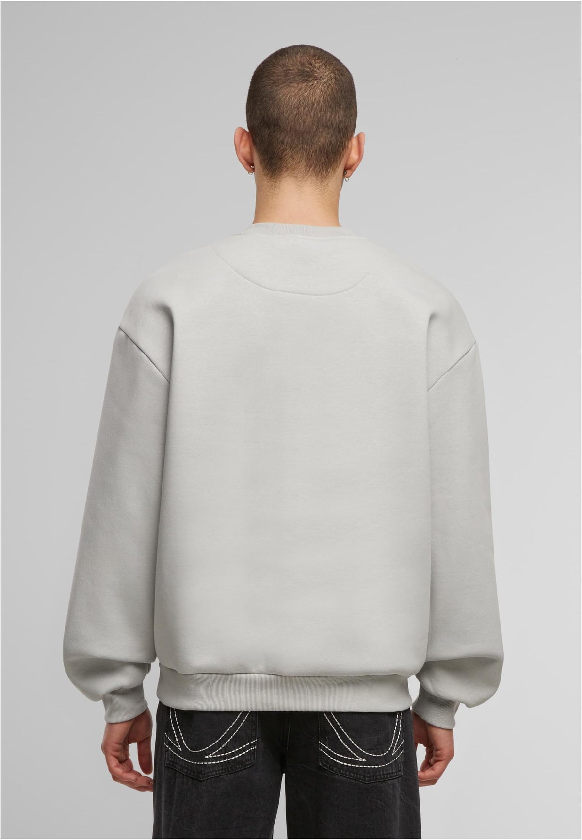 Oversized Crewneck - workoutbrands.com