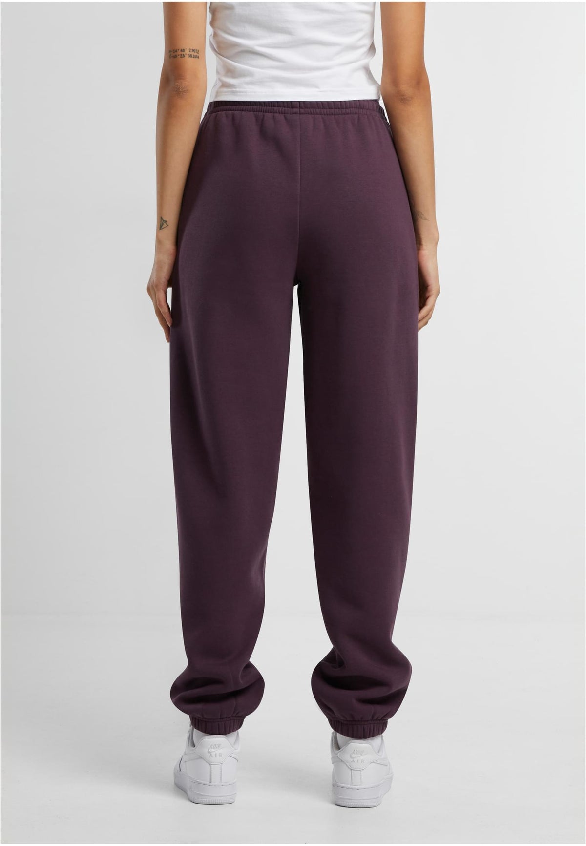 Ladies Fluffy Sweatpants - workoutbrands.com