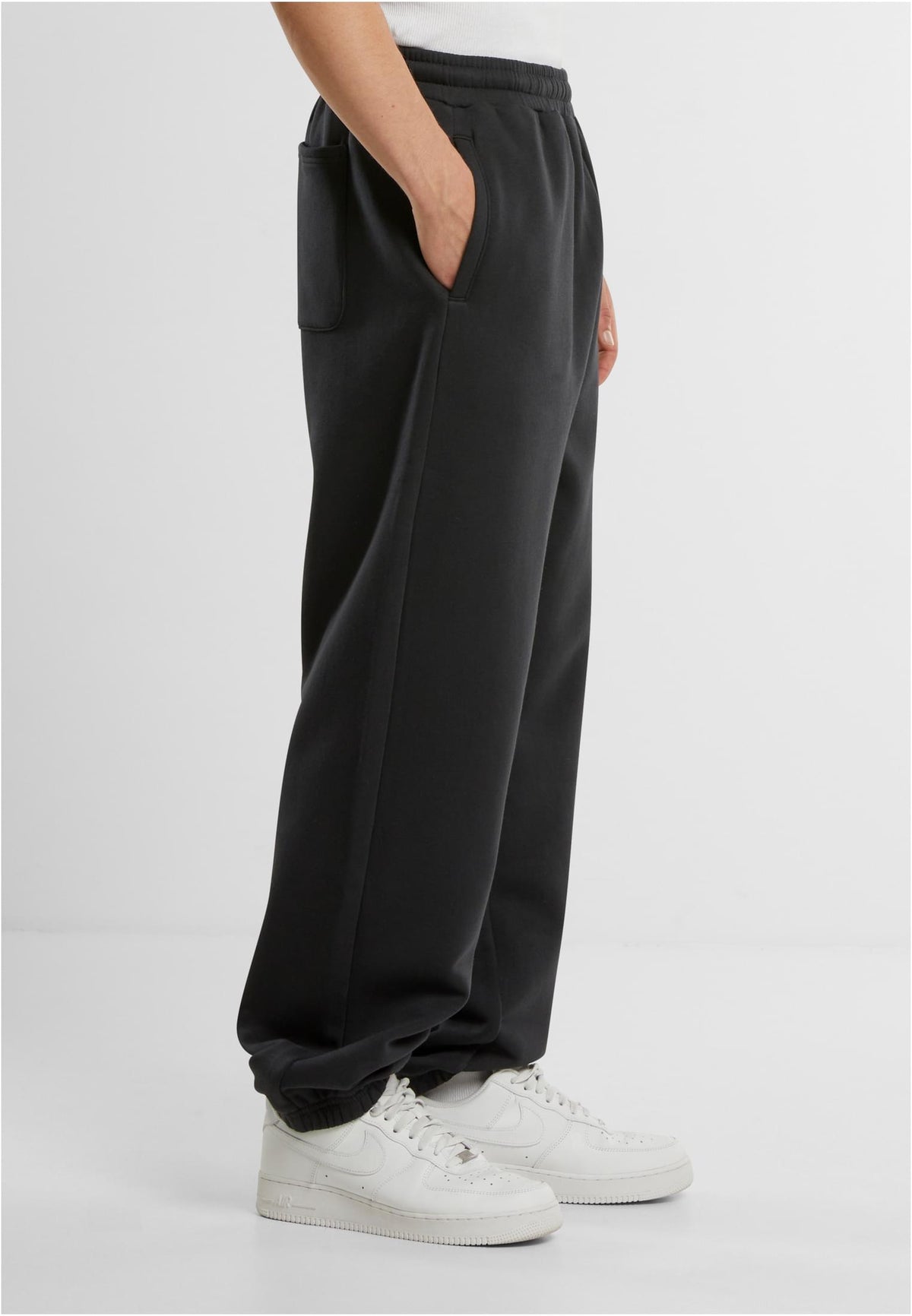 Regular Fit Sweatpants - workoutbrands.com