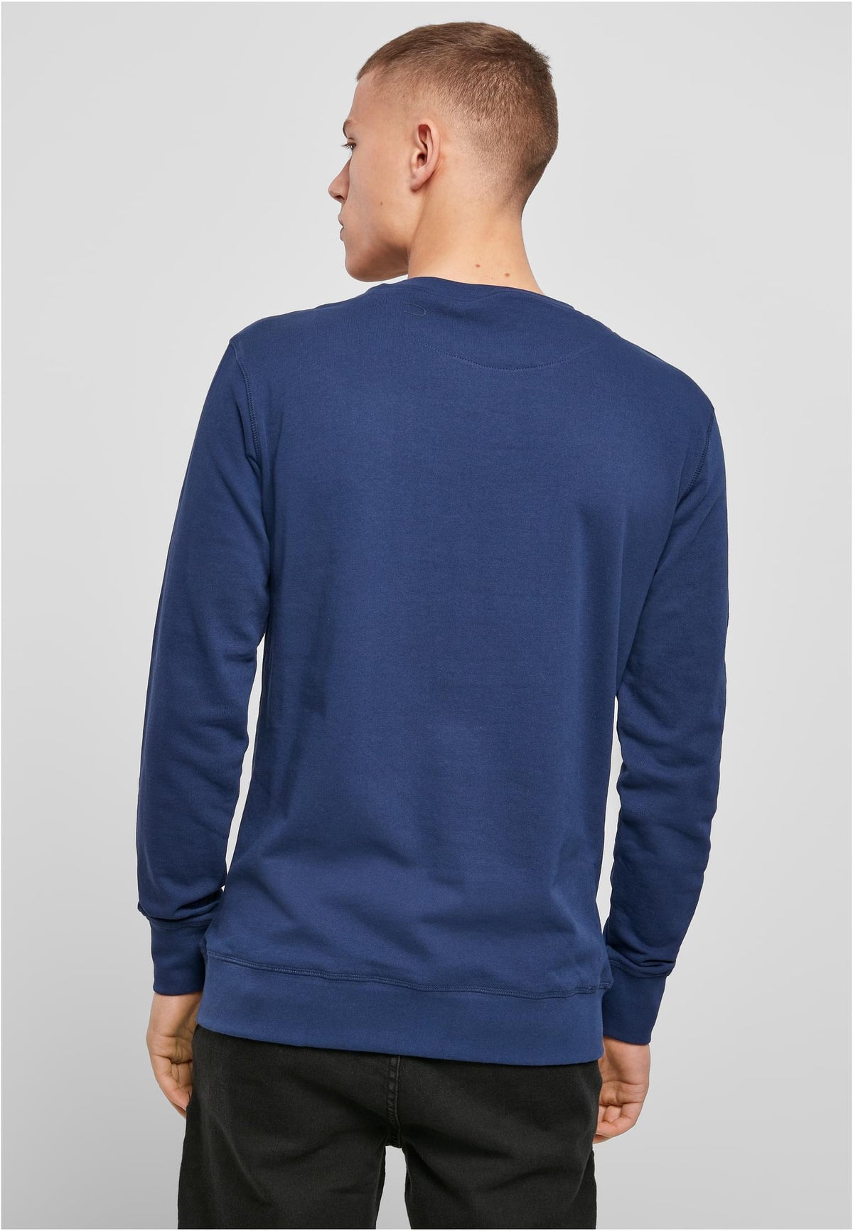Light Crew Sweatshirt - workoutbrands.com