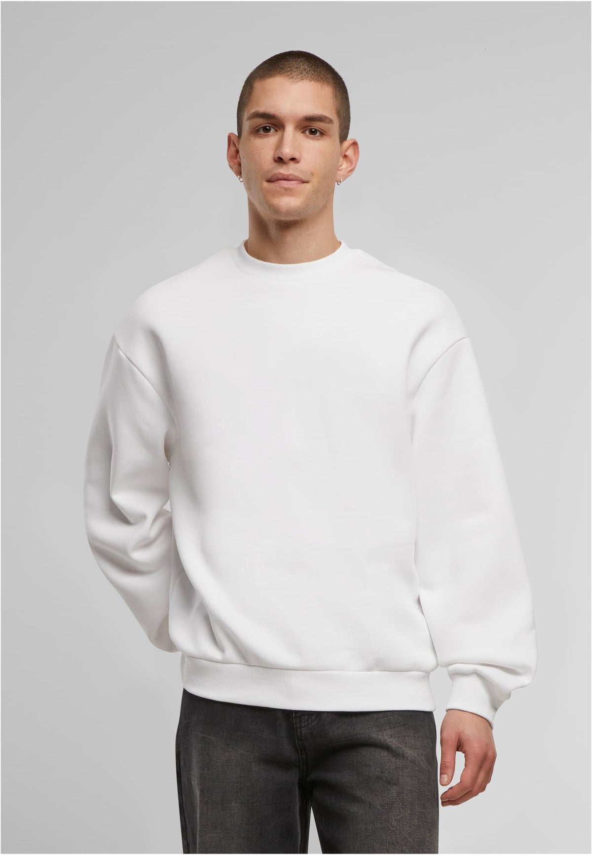 Oversized Crewneck - workoutbrands.com