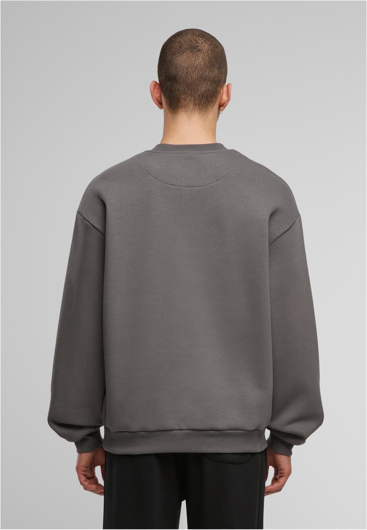 Oversized Crewneck - workoutbrands.com